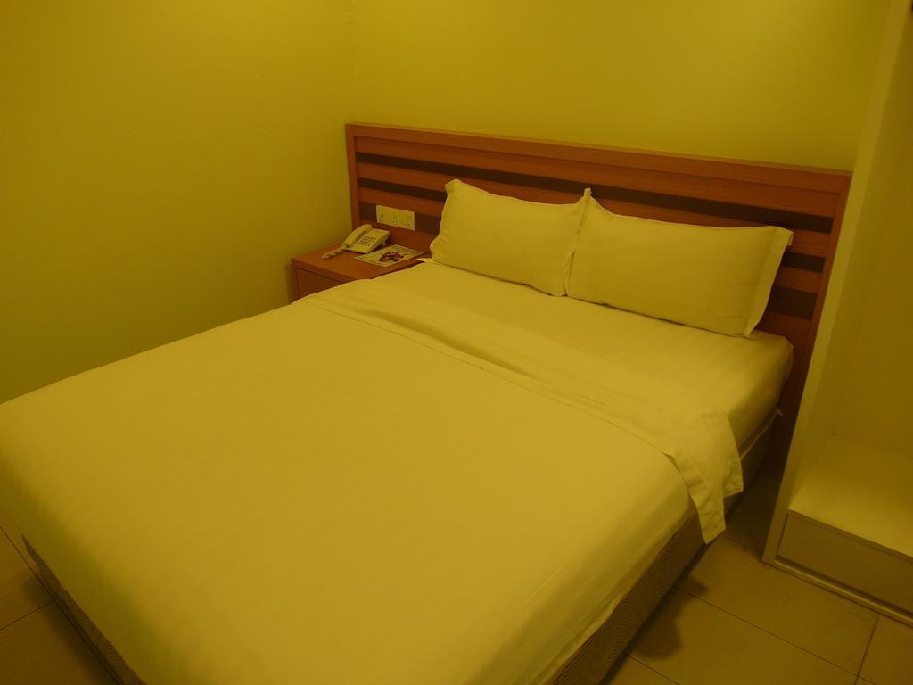 Transit Hotel Лабуан Стая снимка